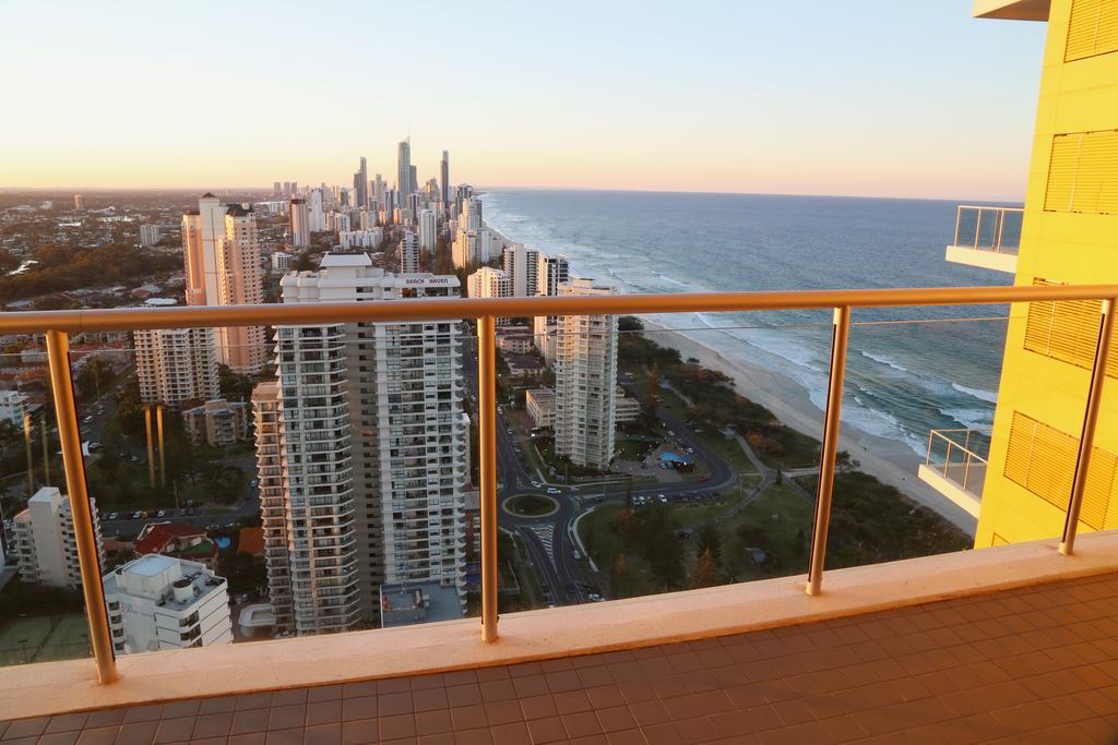 Ultiqa Air On Broadbeach Голд-Кост Екстер'єр фото