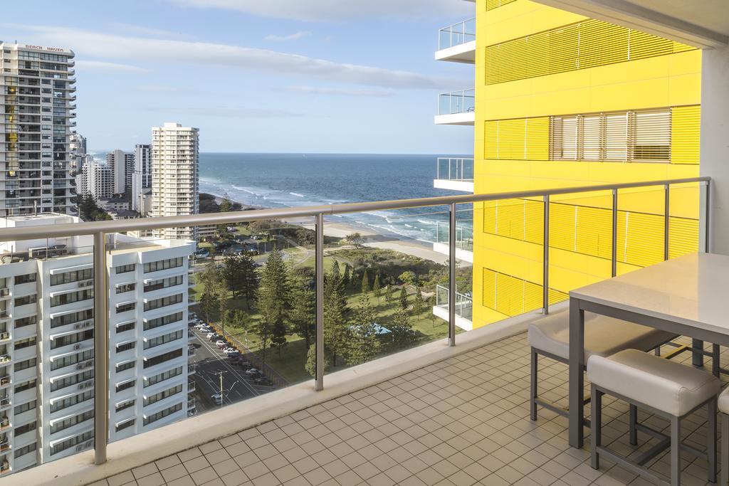 Ultiqa Air On Broadbeach Голд-Кост Екстер'єр фото